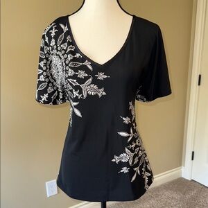 Reitmans Shirt Black and White Graphic Blouse Top Relaxed Fit Women's Size MP